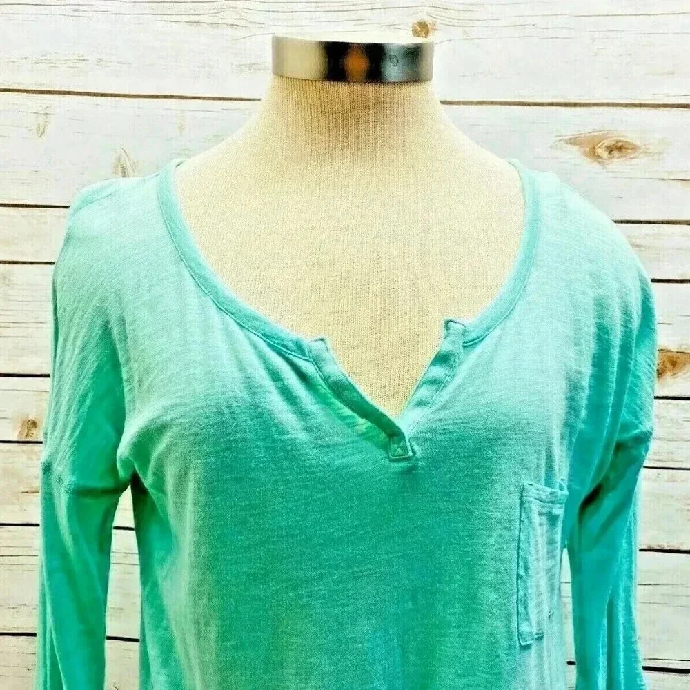 EXPRESS Women Long Sleeve Pullover V-Neck Green Casual Shirt Size Small Petite - Picture 2 of 12